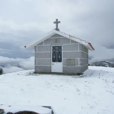 Casa Celeste Castro Daire
